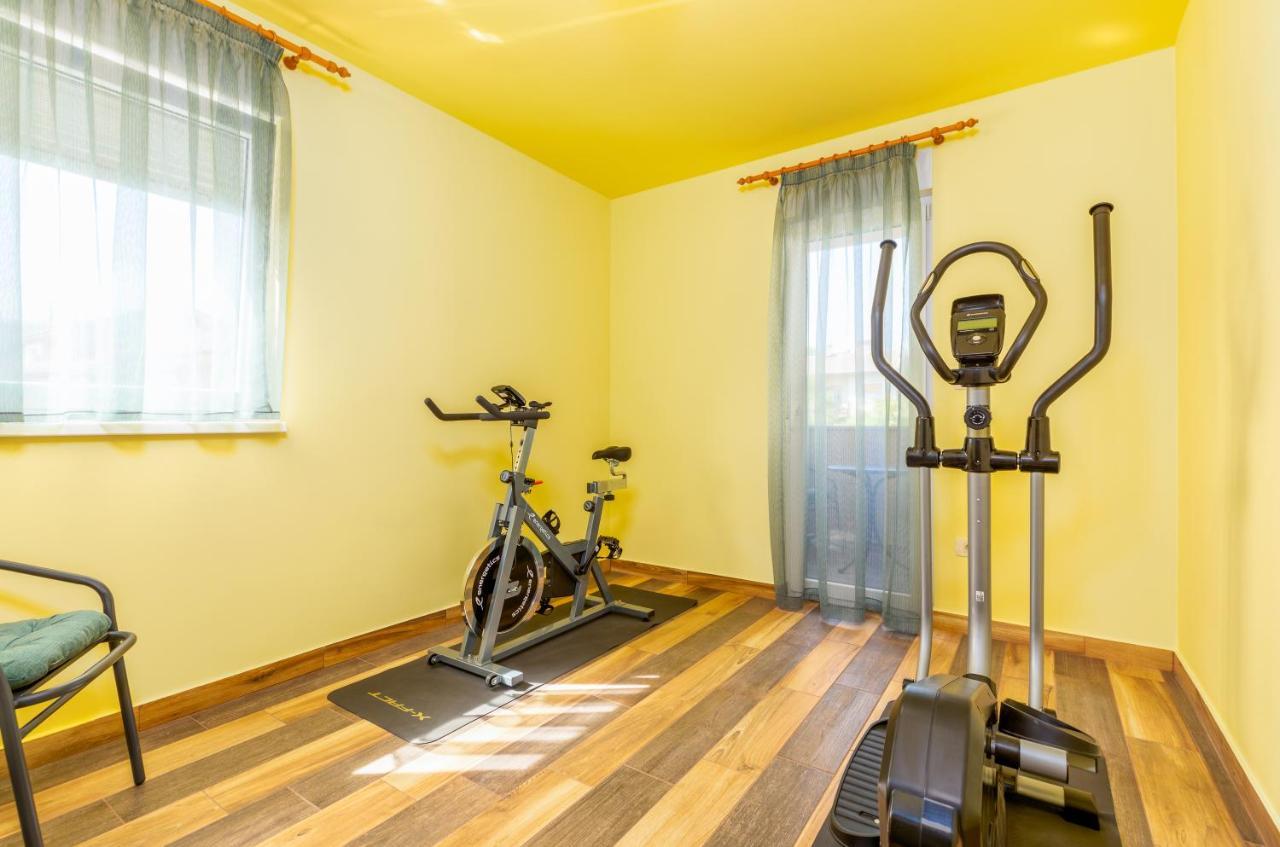Apartmani Monte Пула Екстериор снимка