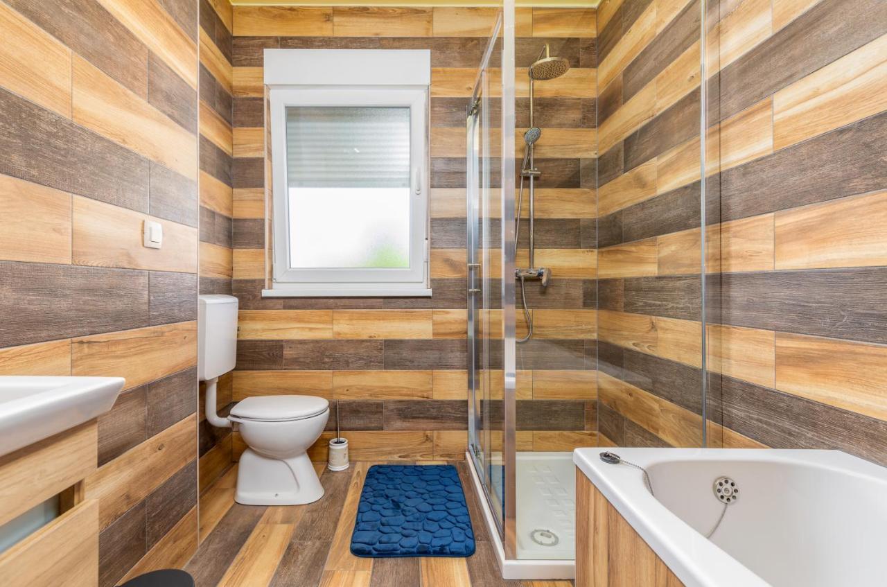 Apartmani Monte Пула Екстериор снимка