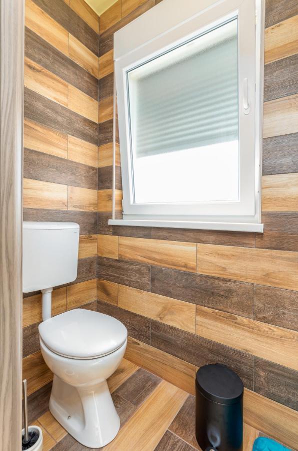 Apartmani Monte Пула Екстериор снимка