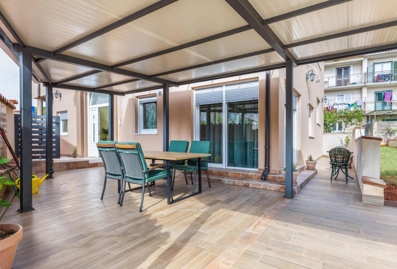 Apartmani Monte Пула Екстериор снимка